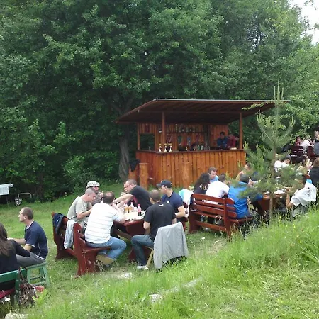 Rusaliite Adventure House בכבו