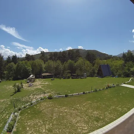 מלון Rusaliite Adventure House בכבו